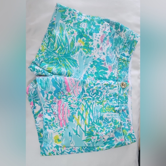 Lilly Pulitzer Shorts - Picture 1 of 3